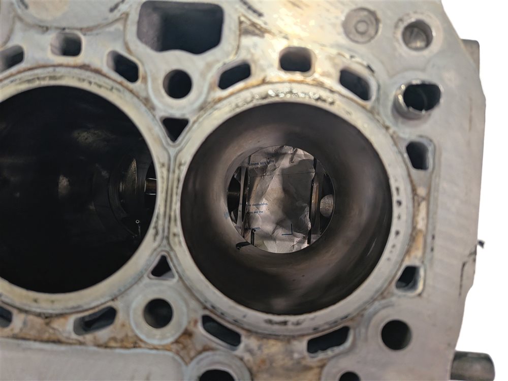 Thumbnail 11: 2016-2017 BMW 330E (F30) 2.0L B48B20A ENGINE MOTOR BARE CYLINDER BLOCK CRANKCASE