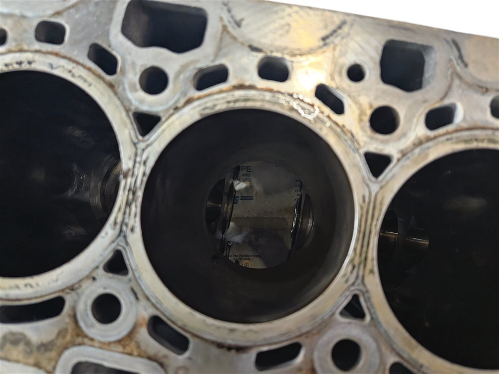 Thumbnail 13: 2016-2017 BMW 330E (F30) 2.0L B48B20A ENGINE MOTOR BARE CYLINDER BLOCK CRANKCASE