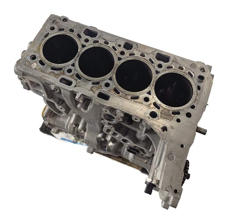 Thumbnail 2: 2016-2017 BMW 330E (F30) 2.0L B48B20A ENGINE MOTOR BARE CYLINDER BLOCK CRANKCASE