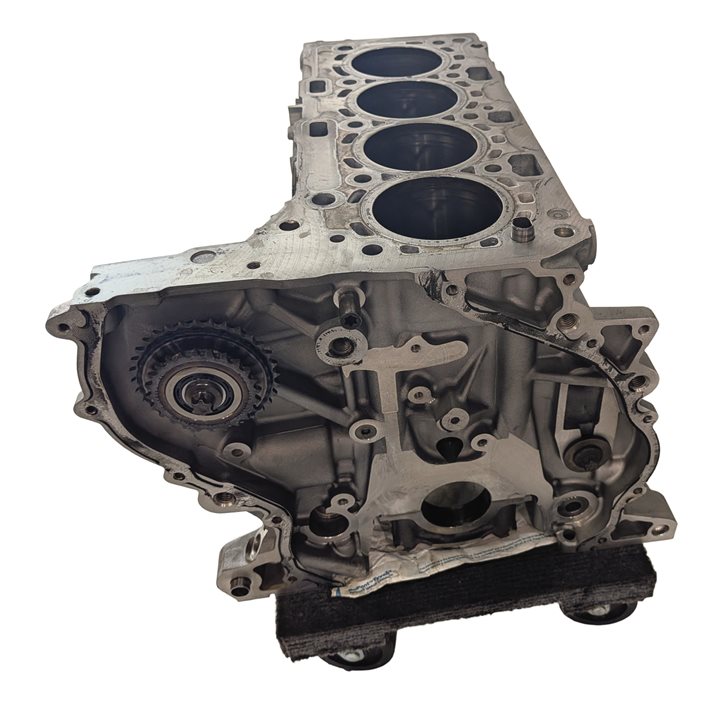 Thumbnail 7: 2016-2017 BMW 330E (F30) 2.0L B48B20A ENGINE MOTOR BARE CYLINDER BLOCK CRANKCASE