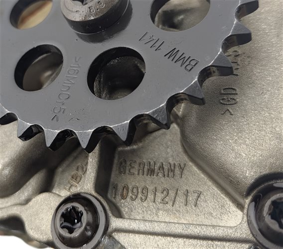 Thumbnail 16: 2016-2017 BMW 330E (F30) 2.0L (B48) ENGINE OIL PUMP w/VACUUM PUMP PICKUP TUBE