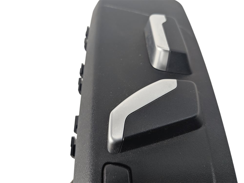 Thumbnail 9: 2017 BMW 330E (F30) FRONT RIGHT PASSENGER SEAT ADJUST CONTROL SWITCH