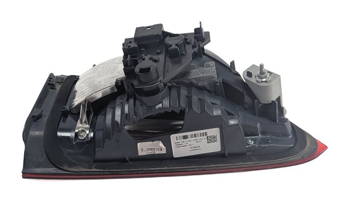 Thumbnail 5: 2016-2019 BMW X1 (F48) REAR LEFT INNER TAILLIGHT (FITS MODELS w/ LED HEADLIGHTS)