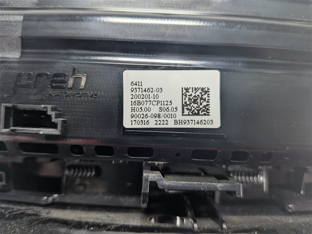 Thumbnail 5: 2016-2020 BMW X1 X2 (F39 F48) DUAL ZONE AC HEATER CLIMATE CONTROL RADIO PANEL