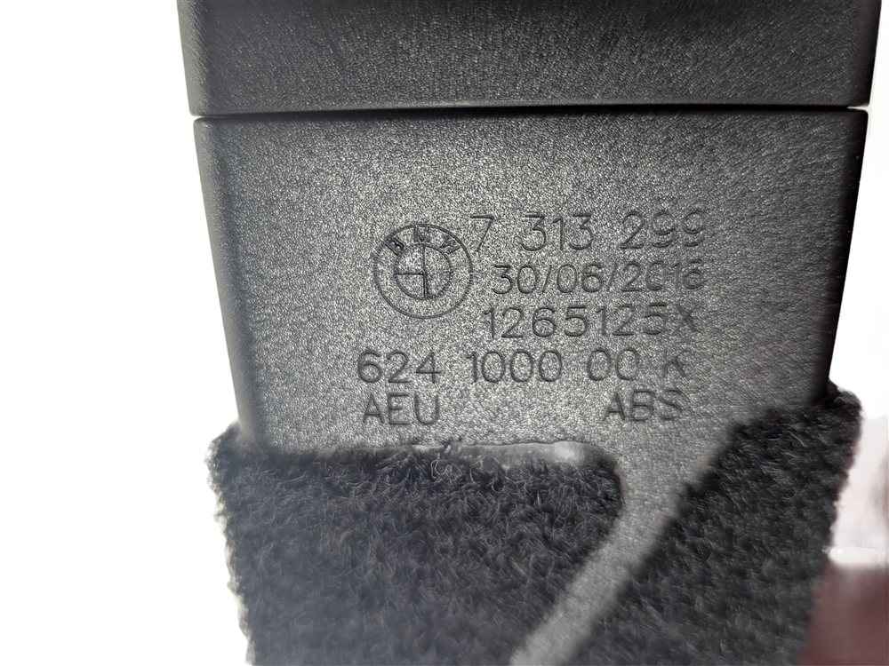 Thumbnail 5: 2014-2018 MINI COOPER / BMW X1 FRONT LEFT/RIGHT SEATBELT BUCKLE SET/2 (Black)
