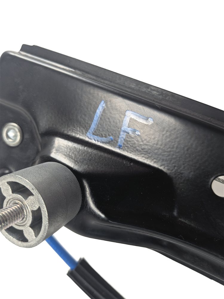 Thumbnail 8: 2016-2021 BMW X1 (F48) FRONT LEFT DRIVER DOOR WINDOW REGULATOR w/ MOTOR