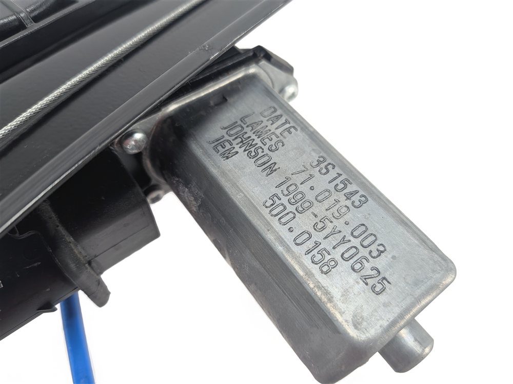 Thumbnail 12: 2016-2021 BMW X1 (F48) RIGHT FRONT PASSENGER DOOR WINDOW REGULATOR w/ MOTOR