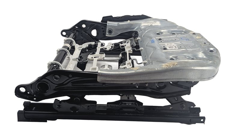 Thumbnail 2: 16-19 BMW X1 (F48) FRONT RIGHT STANDARD PASSENGER SEAT TRACK w/ ADJUST MOTORS