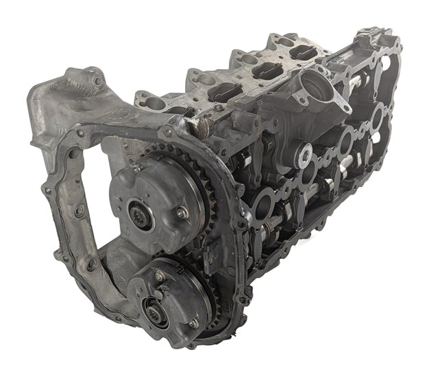 Thumbnail 4: 2009-2012 AUDI S5 (B8 8T) 4.2L TFSI V8 ENGINE RIGHT PASSENGER CYLINDER HEAD