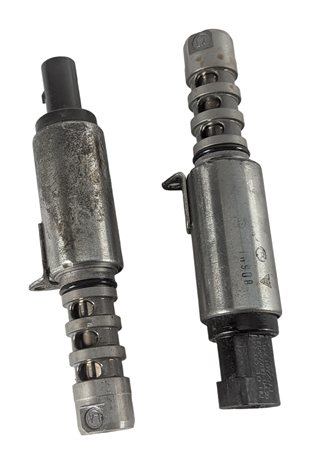 Thumbnail 2: 12 AUDI S5 B8 8T 4.2L CAUA ENGINE VVT CAMSHAFT OIL CONTROL VALVE SOLENOID SET/2