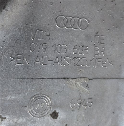 Thumbnail 6: 08-12 AUDI S5 (B8 8T) 4.2L CAUA TFSI ENGINE UPPER OIL PAN SUMP CRADLE