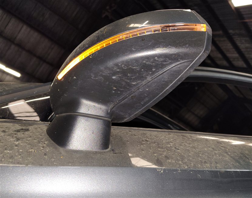 Thumbnail 2: 2015-2018 AUDI A3 S3 (8V) DRIVER MANUAL FOLD HEATED DOOR MIRROR (Gray)