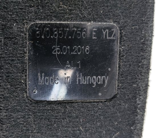 Thumbnail 11: 15-19 AUDI A3 S3 RS3 (8V) FRONT LEFT/RIGHT SEATBELT BUCKLE SET/2 (Black)