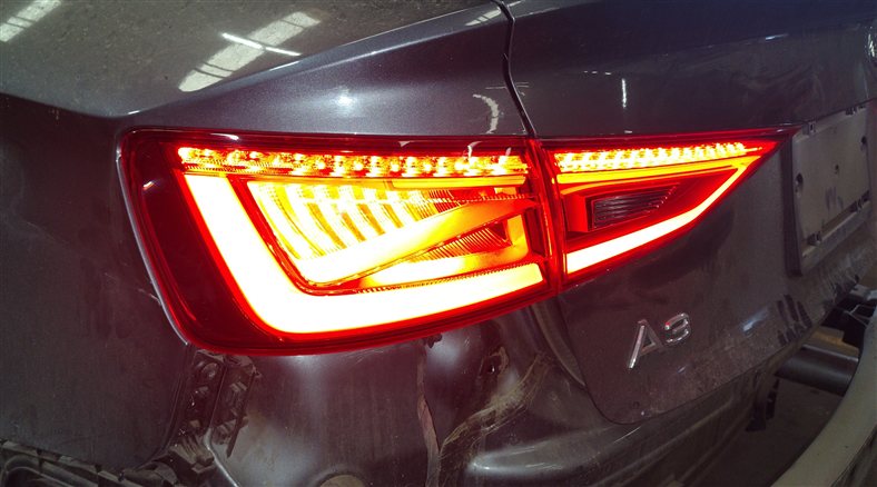 Thumbnail 2: 2015-2016 AUDI A3 S3 (8V) SEDAN CONVERTIBLE LEFT INNER LED TAILLIGHT LIGHT LAMP