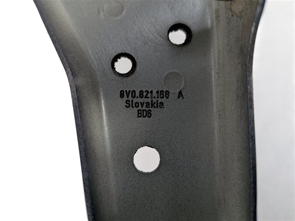 Thumbnail 7: 2016 AUDI A3 (8V) FRONT RIGHT PASSENGER FENDER MOUNTING SUPPORT BRACKET