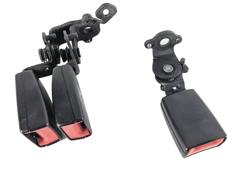 2016 AUDI A3 (8V) REAR LEFT/CENTER/RIGHT SEAT SEATBELT BUCKLE SET/3 (BLACK)