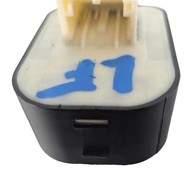 Thumbnail 5: 2016 AUDI A3 (8V) FRONT LEFT DRIVER DOOR POWER MIRROR ADJUST CONTROL SWITCH