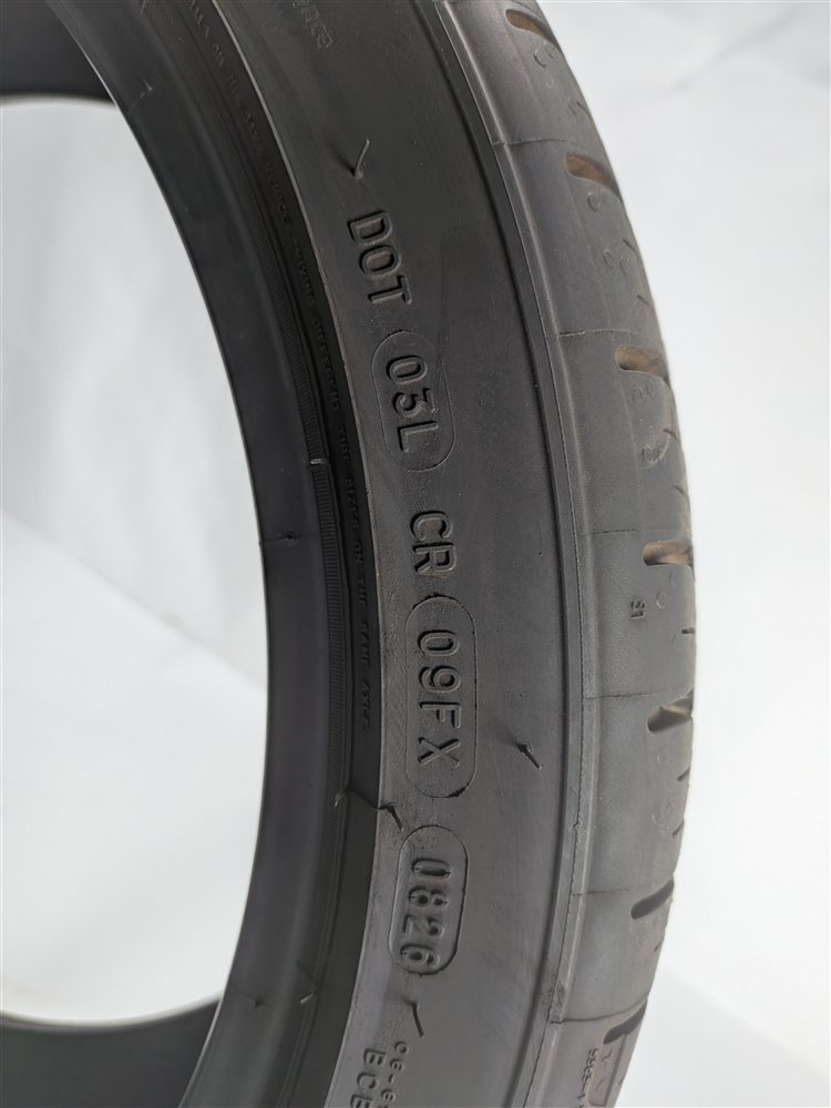 Thumbnail 2: MICHELIN PILOT SPORT ALL SEASON 4 225/40ZR18 92Y XL 8/32 DOT 0826 TIRE