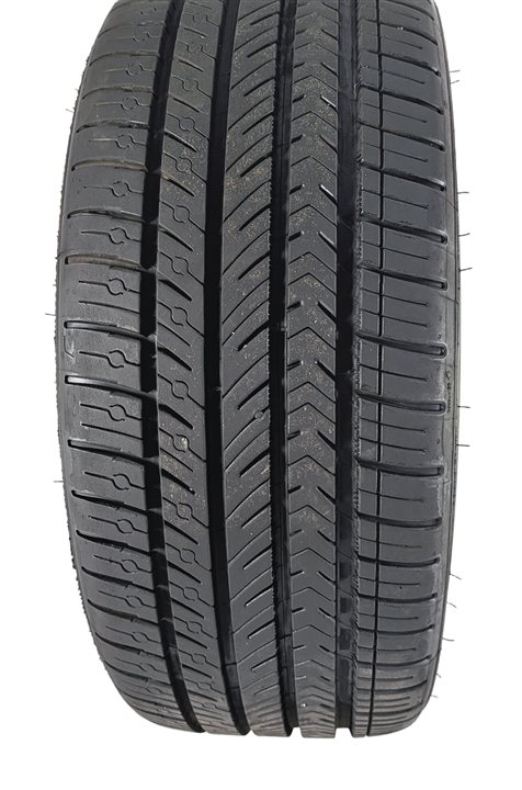 Thumbnail 2: MICHELIN PILOT SPORT ALL SEASON 4 225/40ZR18 92Y XL 8/32 DOT 0826 TIRE