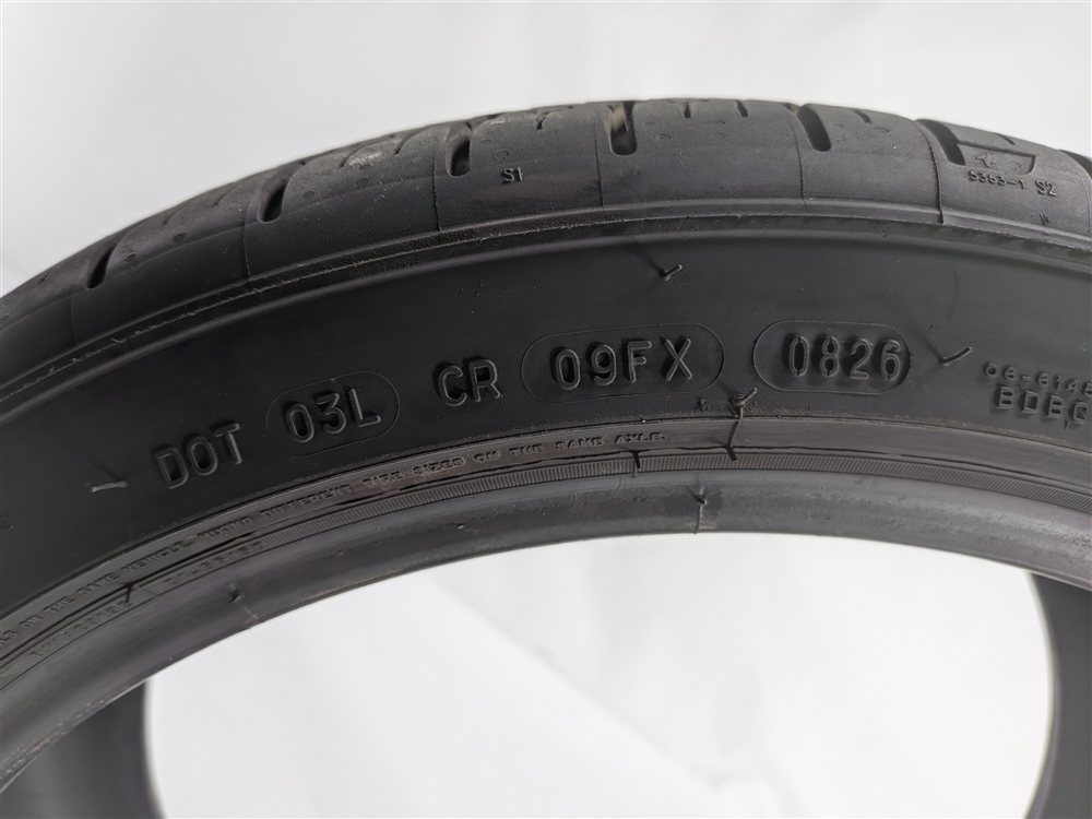 Thumbnail 3: MICHELIN PILOT SPORT ALL SEASON 4 225/40ZR18 92Y XL 8/32 DOT 0826 TIRE