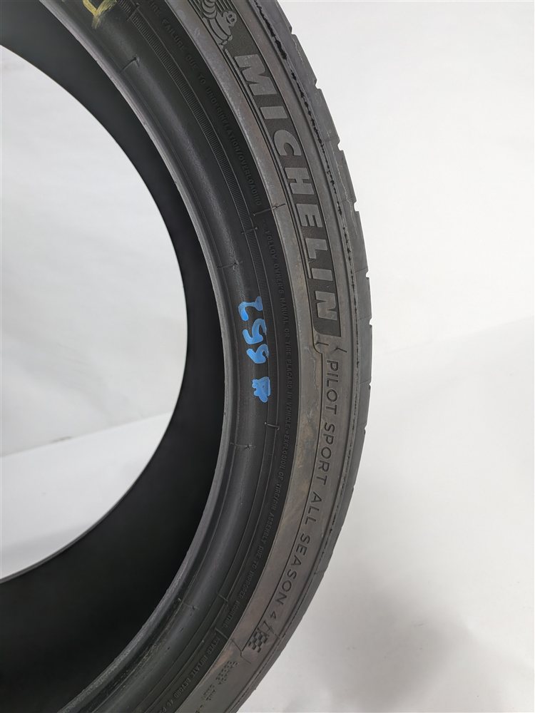 Thumbnail 5: MICHELIN PILOT SPORT ALL SEASON 4 225/40ZR18 92Y XL 8/32 DOT 0826 TIRE