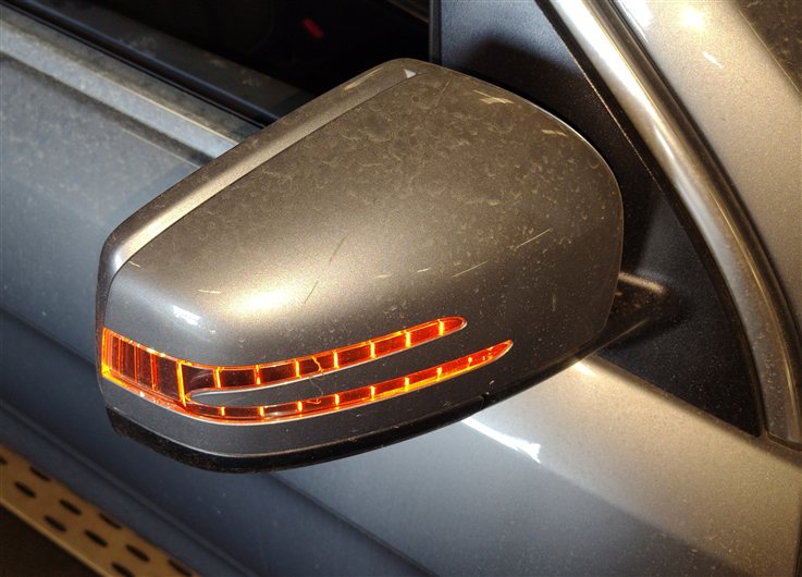 Thumbnail 2: 2013-2016 MERCEDES GL350 GL450 GL550 (X166) RIGHT CAMERA DOOR MIRROR (Silver)