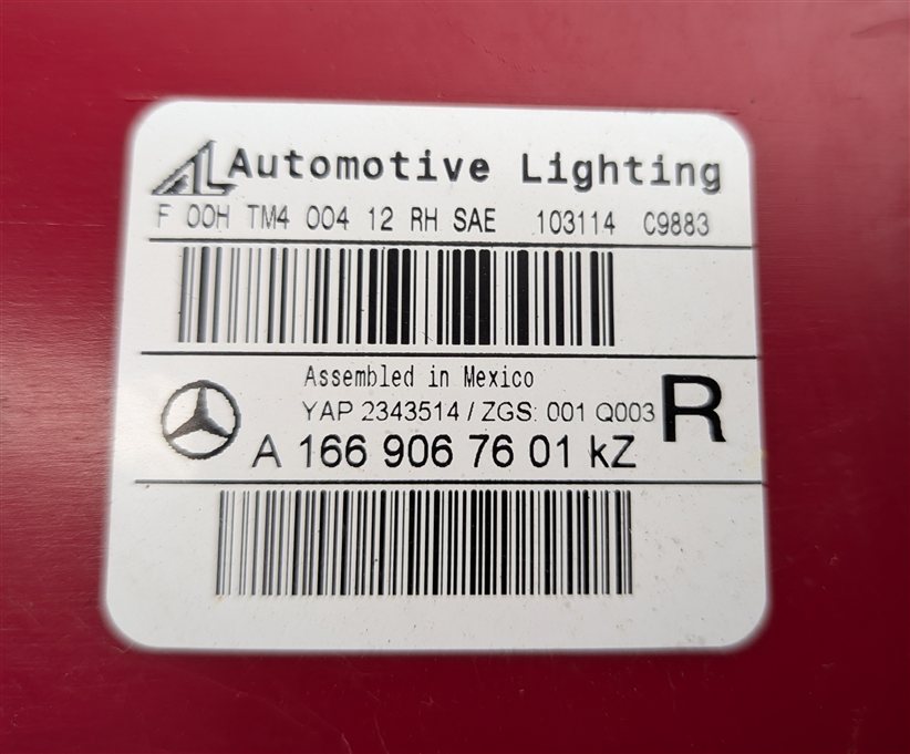 Thumbnail 9: 13-16 MERCEDES GL (X166) REAR RIGHT PASSENGER OUTER TAILLIGHT BRAKE LIGHT LAMP