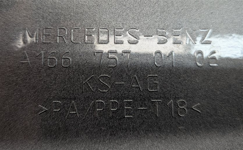 Thumbnail 8: 13-19 MERCEDES GL GLS CLASS (X166) FUEL TANK DOOR LID COVER TRIM FLAP (Silver)