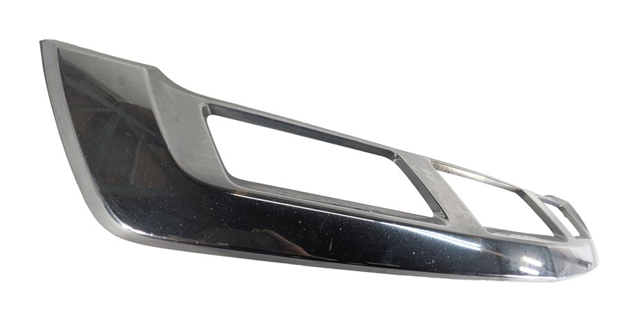 Thumbnail 5: 2015 MERCEDES GL450 (X166) REAR BUMPER LOWER CHROME MOLDING TRIM COVER