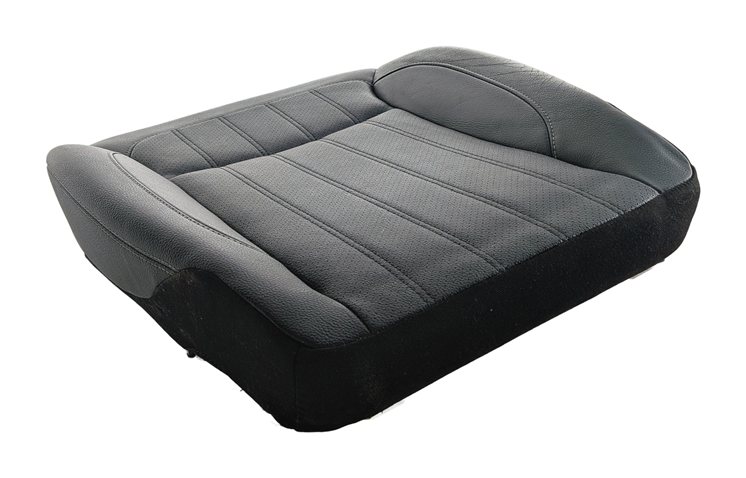 2015 MERCEDES GL450 X166 FRONT RIGHT PASSENGER LOWER SEAT CUSHION HEATED (Black)