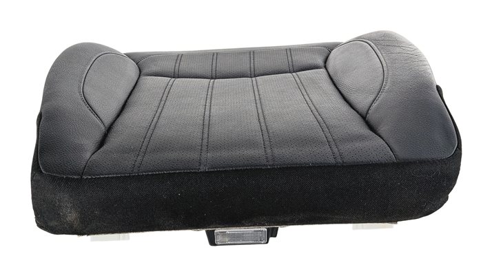 Thumbnail 2: 2015 MERCEDES GL450 X166 FRONT RIGHT PASSENGER LOWER SEAT CUSHION HEATED (Black)