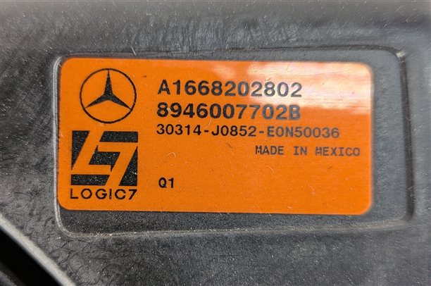 Thumbnail 8: 2015 MERCEDES GL450 (X166) HARMAN KARDON LOGIC7 SUBWOOFER AUDIO SPEAKER