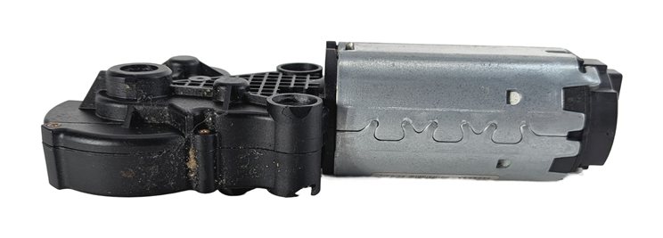 Thumbnail 7: 2015 MERCEDES GL450 (X166) REAR RIGHT 3RD ROW POWER FOLD SEAT ADJUST MOTOR