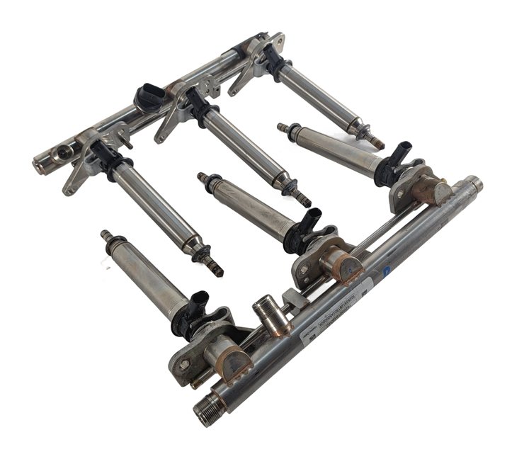 15-16 MERCEDES GL450 GLE400 X166 M276 LEFT/RIGHT FUEL RAIL SET/2 w/6 INJECTORS