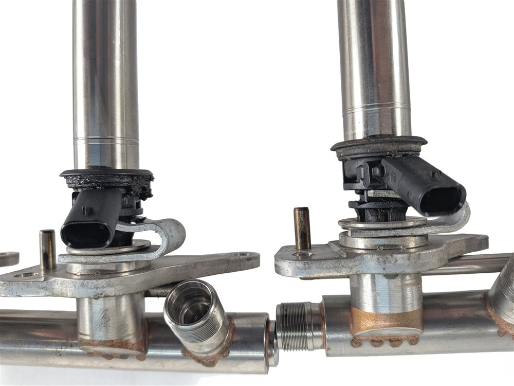 Thumbnail 9: 15-16 MERCEDES GL450 GLE400 X166 M276 LEFT/RIGHT FUEL RAIL SET/2 w/6 INJECTORS