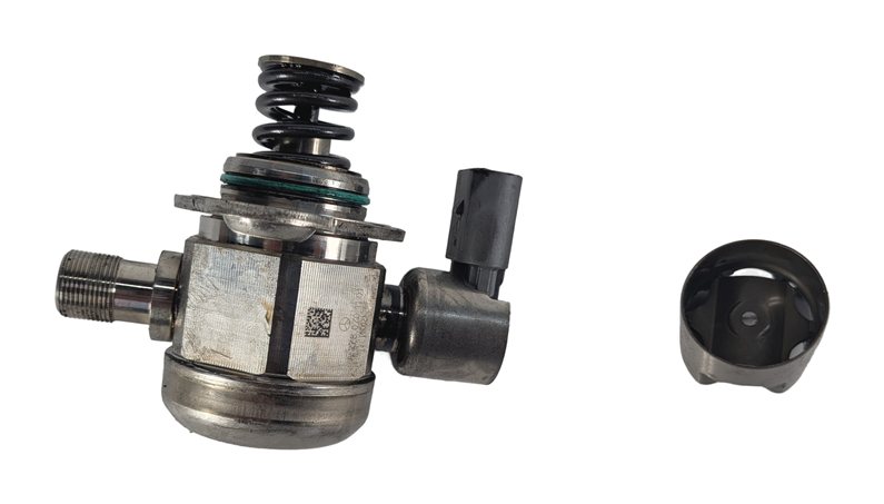 Thumbnail 7: 11-20 MERCEDES E S SL GL (W205 W166 W212 X166 X253) V8 LEFT MECHANICAL FUEL PUMP