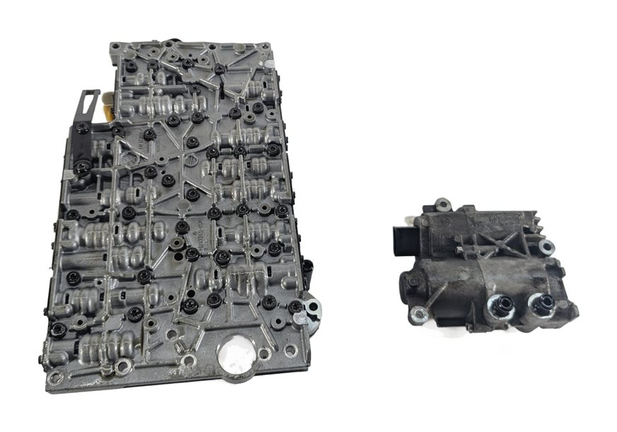 Thumbnail 7: 15-17 MERCEDES E C GL GLE X166 722.9 VALVE BODY CONDUCTOR PLATE OIL PUMP SET/2