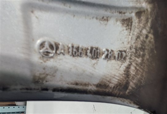 Thumbnail 7: 13-16 MERCEDES GL350 GL450 X166 20X8.5 ET62 10-SPOKE MACHINED GRAY ALLOY WHEEL