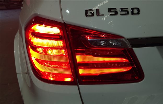 Thumbnail 2: 13-16 MERCEDES GL350 GL450 GL550 (X166) LEFT DRIVER INNER TAILLIGHT LIGHT LAMP