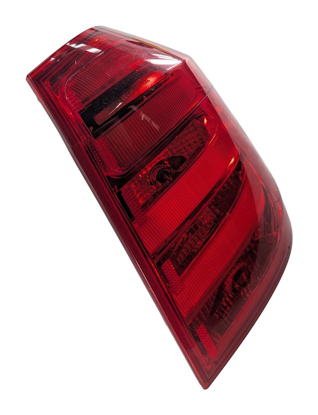 Thumbnail 6: 13-16 MERCEDES GL (X166) REAR RIGHT PASSENGER OUTER TAILLIGHT BRAKE LIGHT LAMP