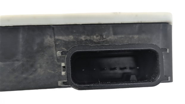 Thumbnail 8: 2014 MERCEDES GL CLS CLASS (C218 X166) REAR LEFT RIGHT BLIND SPOT RADAR MODULE