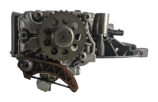 Thumbnail 2: 14-16 MERCEDES GL550 ML550 (W166 X166) 4.6L M278 BITURBO ENGINE OIL FLUID PUMP