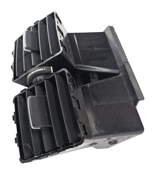 Thumbnail 4: 2014 MERCEDES GL550 (X166) REAR CENTER CONSOLE HEAT AIR AC VENT OUTLET (Black)