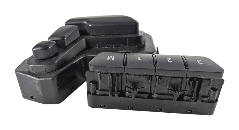 Thumbnail 6: 2014 MERCEDES GL550 (X166) FRONT RIGHT PASSENGER SEAT ADJUST SWITCH w/ MEMORY