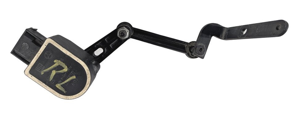 Thumbnail 3: 2014 MERCEDES GL550 (X166) REAR LEFT AIRMATIC RIDE HEIGHT LEVEL SENSOR