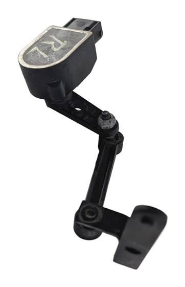 Thumbnail 4: 2014 MERCEDES GL550 (X166) REAR LEFT AIRMATIC RIDE HEIGHT LEVEL SENSOR