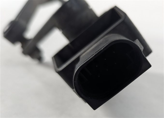Thumbnail 8: 2014 MERCEDES GL550 (X166) REAR RIGHT AIR SUSPENSION RIDE HEIGHT LEVEL SENSOR