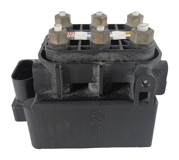 Thumbnail 6: 2014 MERCEDES GL550 (X166) AIRMATIC AIR SUSPENSION VALVE BLOCK SOLENOID MANIFOLD
