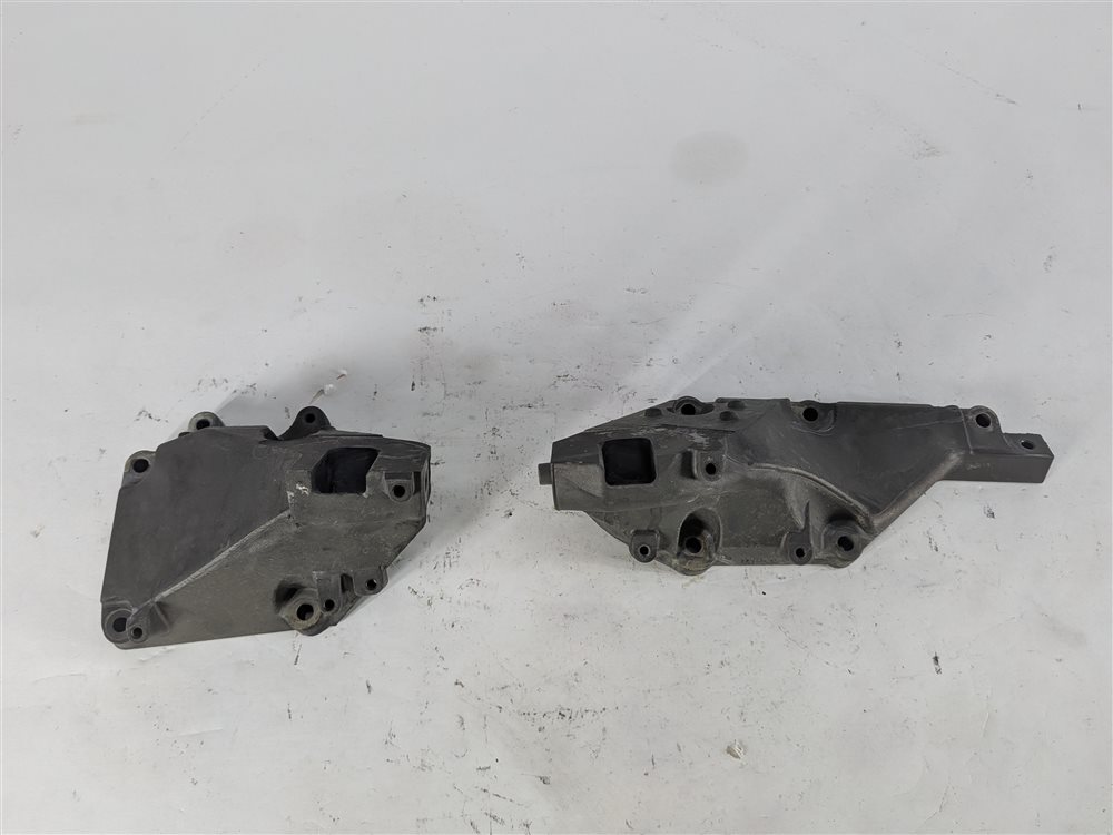 Thumbnail 3: 2014 MERCEDES GL550 (X166) 4.6L M278 ENGINE LEFT/RIGHT MOTOR MOUNT BRACKET SET/2