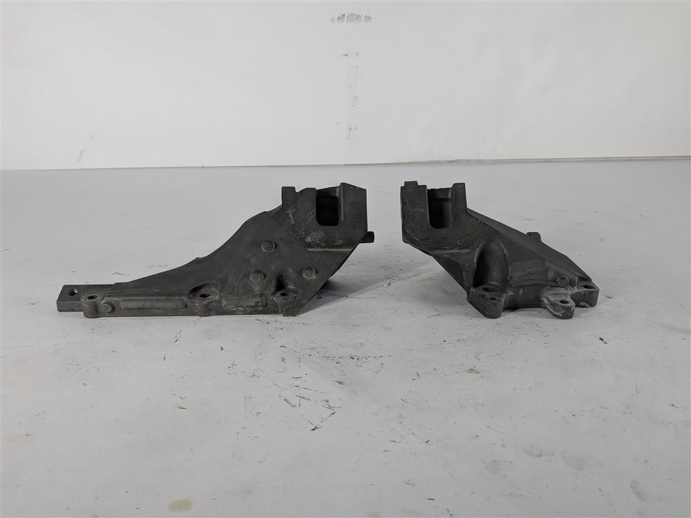Thumbnail 6: 2014 MERCEDES GL550 (X166) 4.6L M278 ENGINE LEFT/RIGHT MOTOR MOUNT BRACKET SET/2